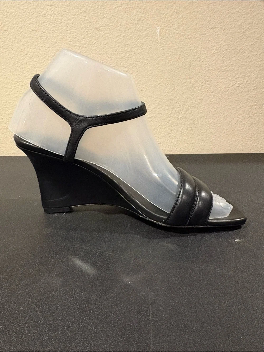 Vince Camuto Women's Black Leather Strappy Ankle Strap Open Toe Heels 6M EUR 36